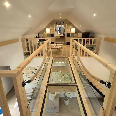 Holiday home Maison Au Pied Du Puy-de-dome Ceyssat