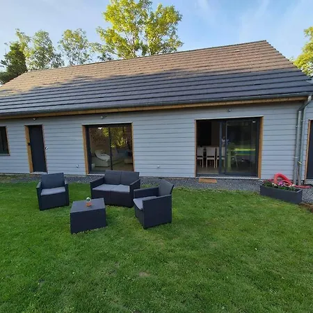 Maison Au Pied Du Puy-de-dome Holiday home *